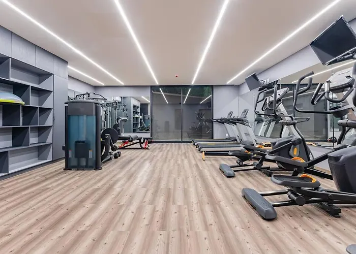 Modern W/balcony, Pingpong Table, Roof Top,gym Apartamento